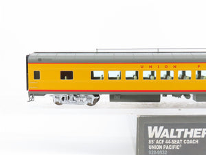 HO Scale Walthers Proto 920-9532 UP Railway 85' ACF 44-Seat Coach Passenger Car