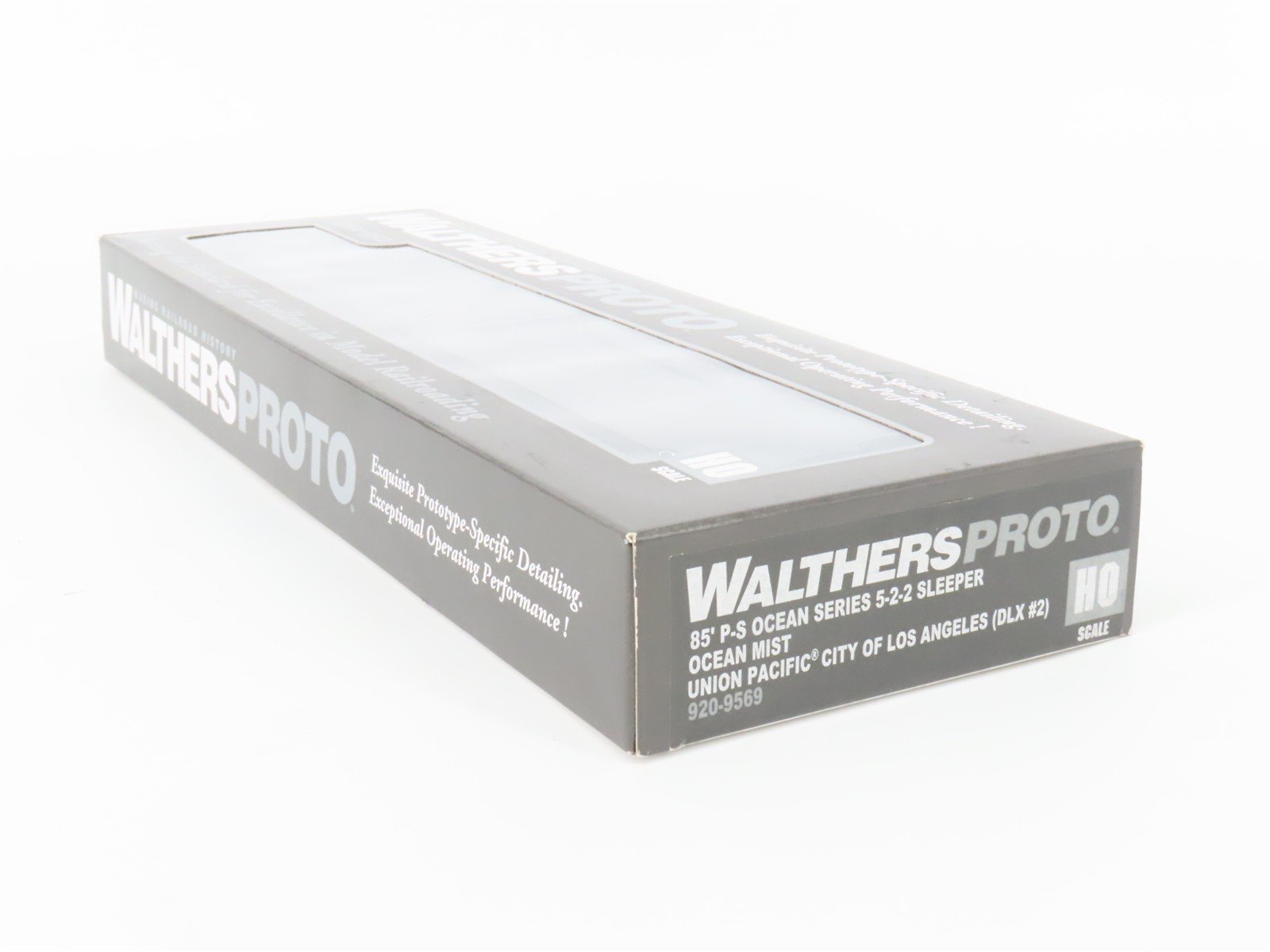 HO Walthers Proto 920-9569 UP 85' P-S 5-2-2 Sleeper Passenger Car 