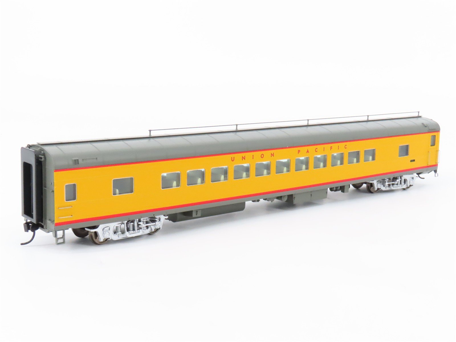 HO Scale Walthers Proto 920-9532 UP 85' ACF 44-Seat Coach Passenger Car