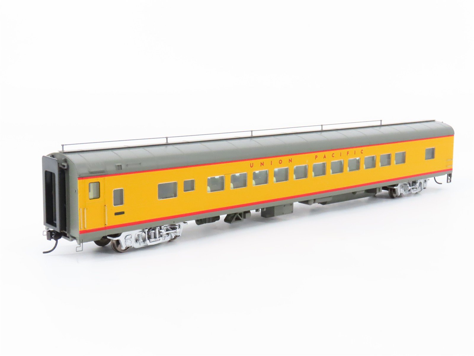 HO Scale Walthers Proto 920-9532 UP 85' ACF 44-Seat Coach Passenger Car