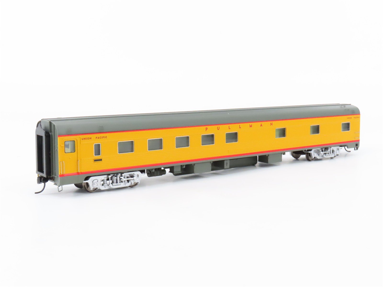 HO Scale Walthers Proto 920-9535 UP 85' Budd 10-6 Sleeper Passenger Car