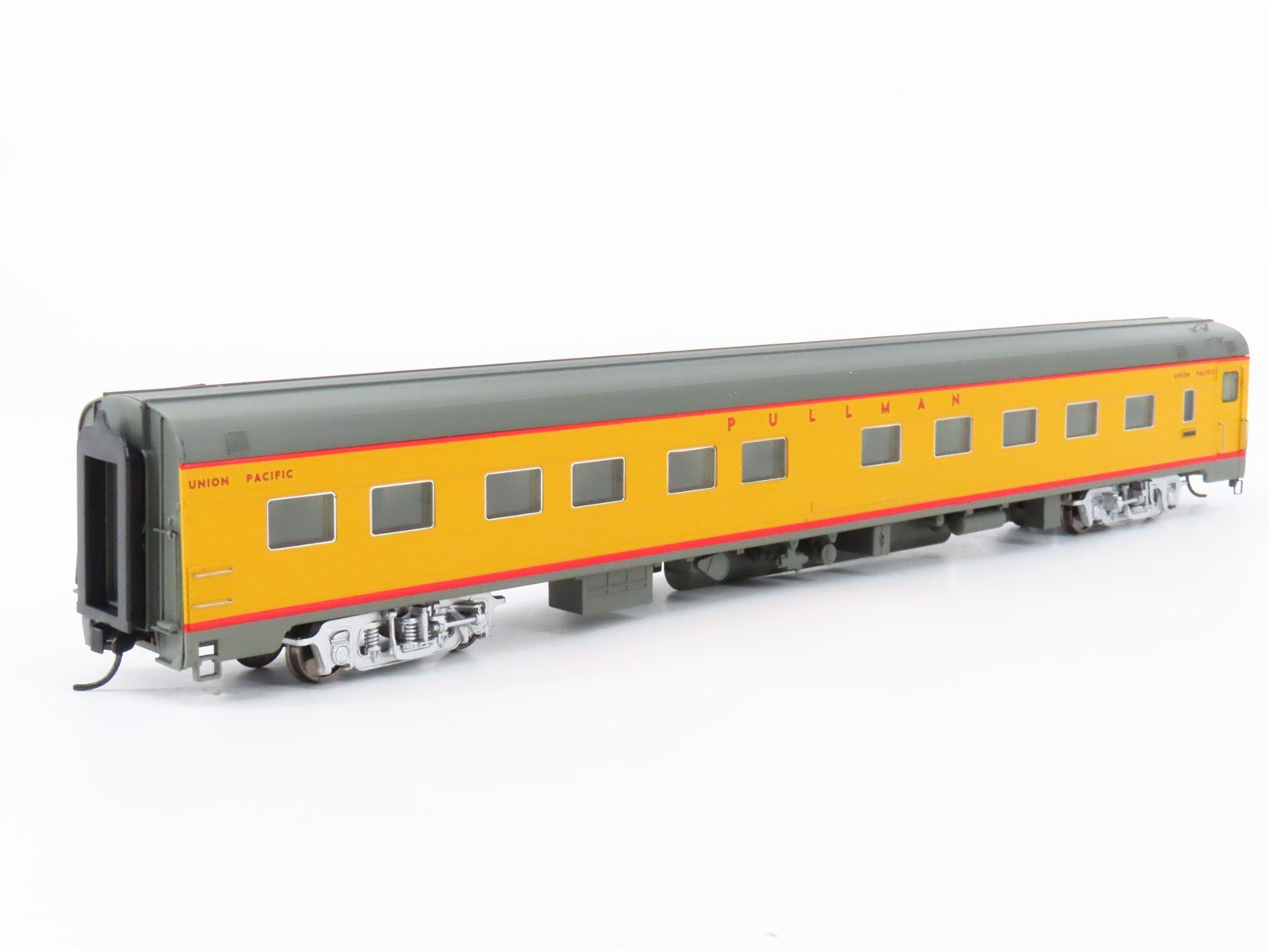 HO Scale Walthers Proto 920-9535 UP 85' Budd 10-6 Sleeper Passenger Car