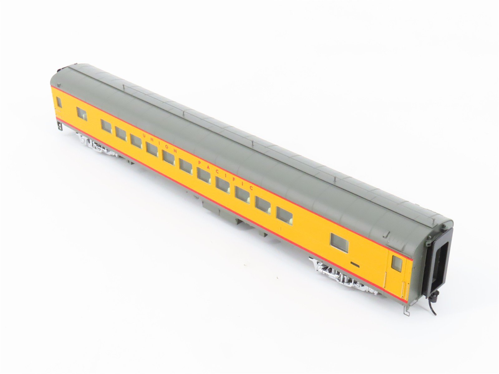 HO Scale Walthers Proto 920-9532 UP 85' ACF 44-Seat Coach Passenger Car