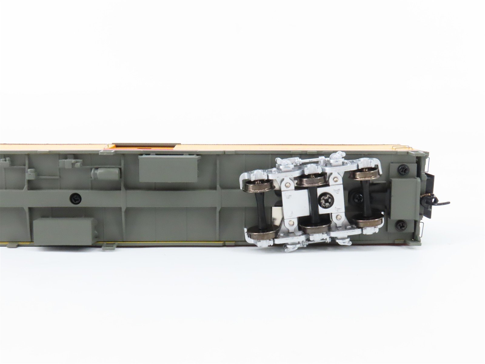 HO Scale Walthers Proto 920-9530 UP Railway 85' ACF REA Baggage Passenger Car