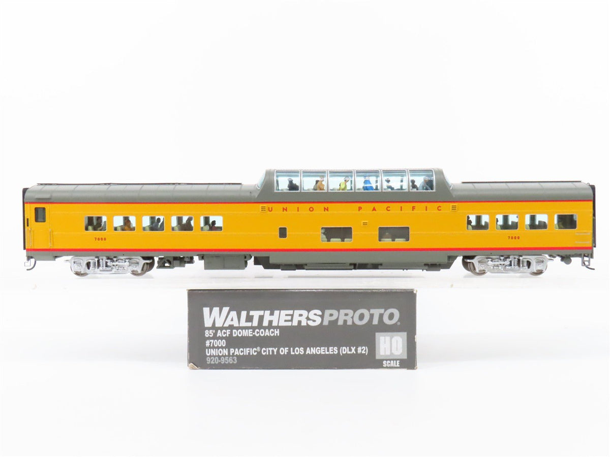 HO Walthers Proto 920-9563 UP 85&#39; ACF Dome-Coach Passenger Car #7000 w/ Lights