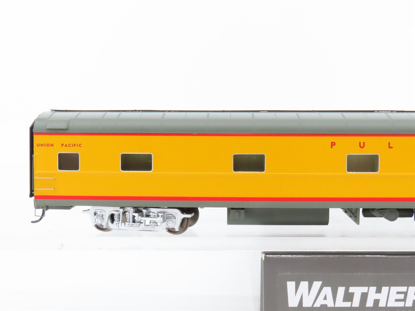 HO Scale Walthers Proto 920-9538 UP 85' P-S 11-DB Placid Sleeper Passenger Car