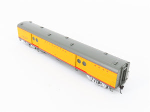 HO Walthers Proto 920-9141 MILW 75' Express Baggage Passenger Car #1318 w/Lights