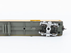 HO Walthers Proto 920-9141 MILW 75' Express Baggage Passenger Car #1318 w/Lights