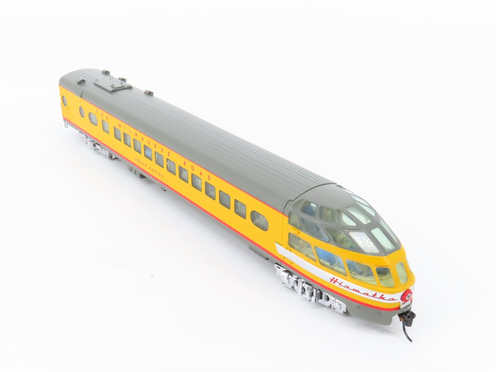 HO Walthers Proto 920-9148 MILW Skytop Lounge Passenger 