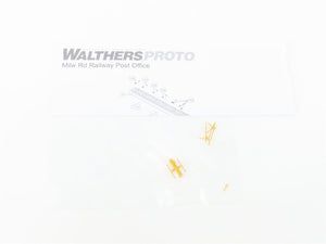 HO Scale Walthers Proto 920-9140 MILW 63' RPO Passenger Car #2152 wLights