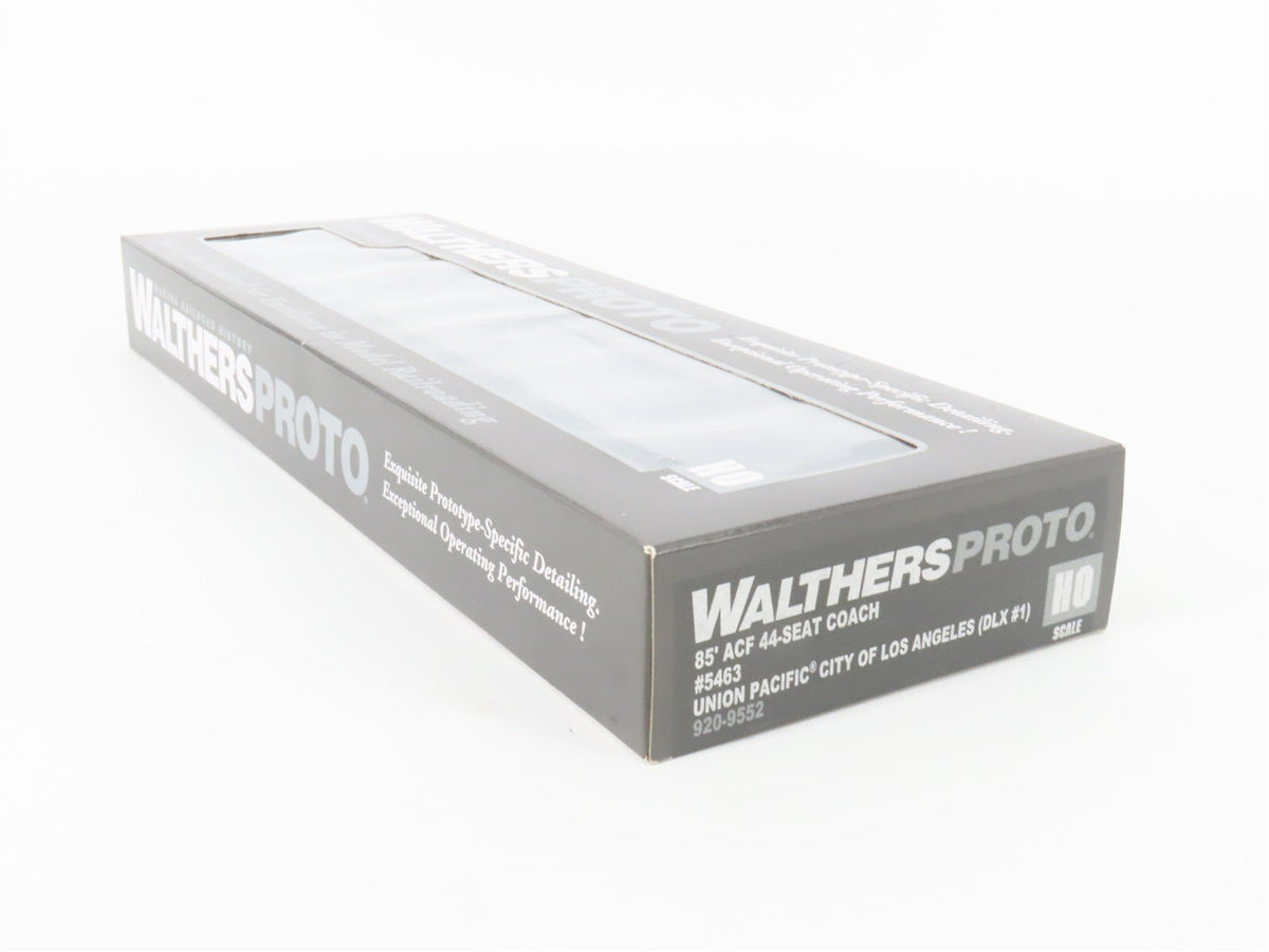 HO Walthers Proto 920-9552 UP 85&#39; ACF 44-Seat Coach Passenger Car #5463 w/ Light