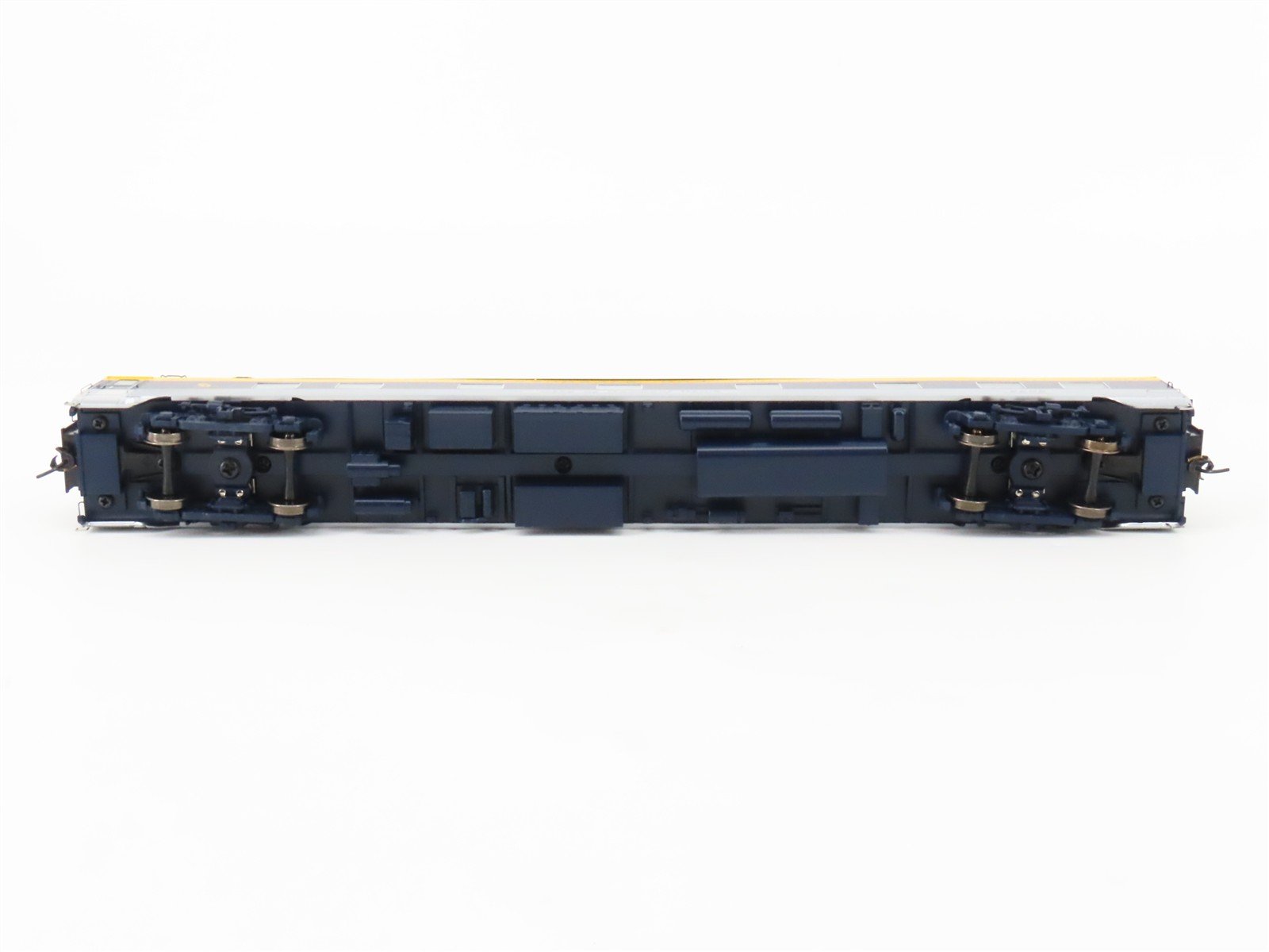 HO Walthers Proto 920-9515 C&O 85' P-S 10-6 Sleeper Passenger Car #2606 w/ Light