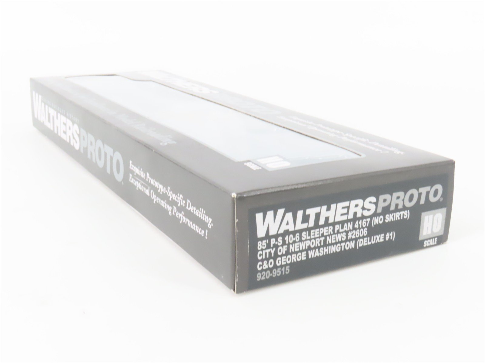 HO Walthers Proto 920-9515 C&O 85' P-S 10-6 Sleeper Passenger Car #2606 w/ Light