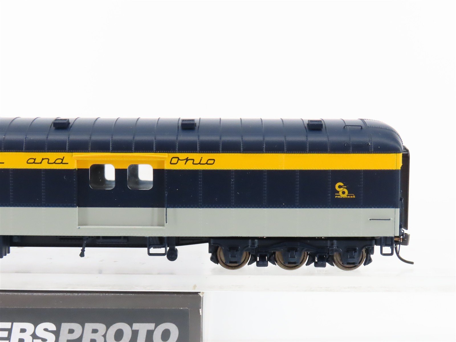 HO Scale Walthers Proto 920-9501 C&O Railway 70' ACF Baggage Passenger Car