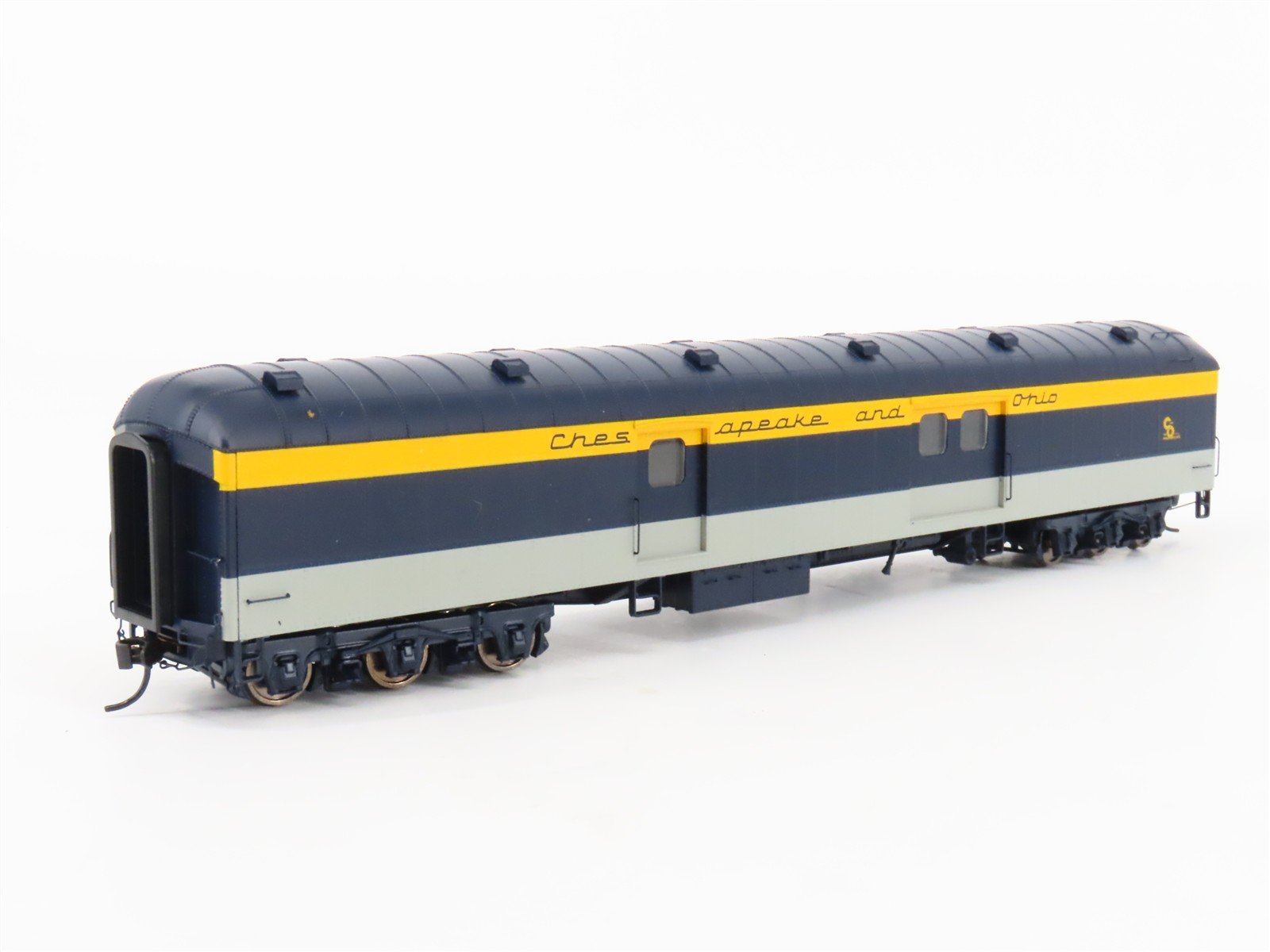 HO Scale Walthers Proto 920-9501 C&O Railway 70' ACF Baggage Passenger Car