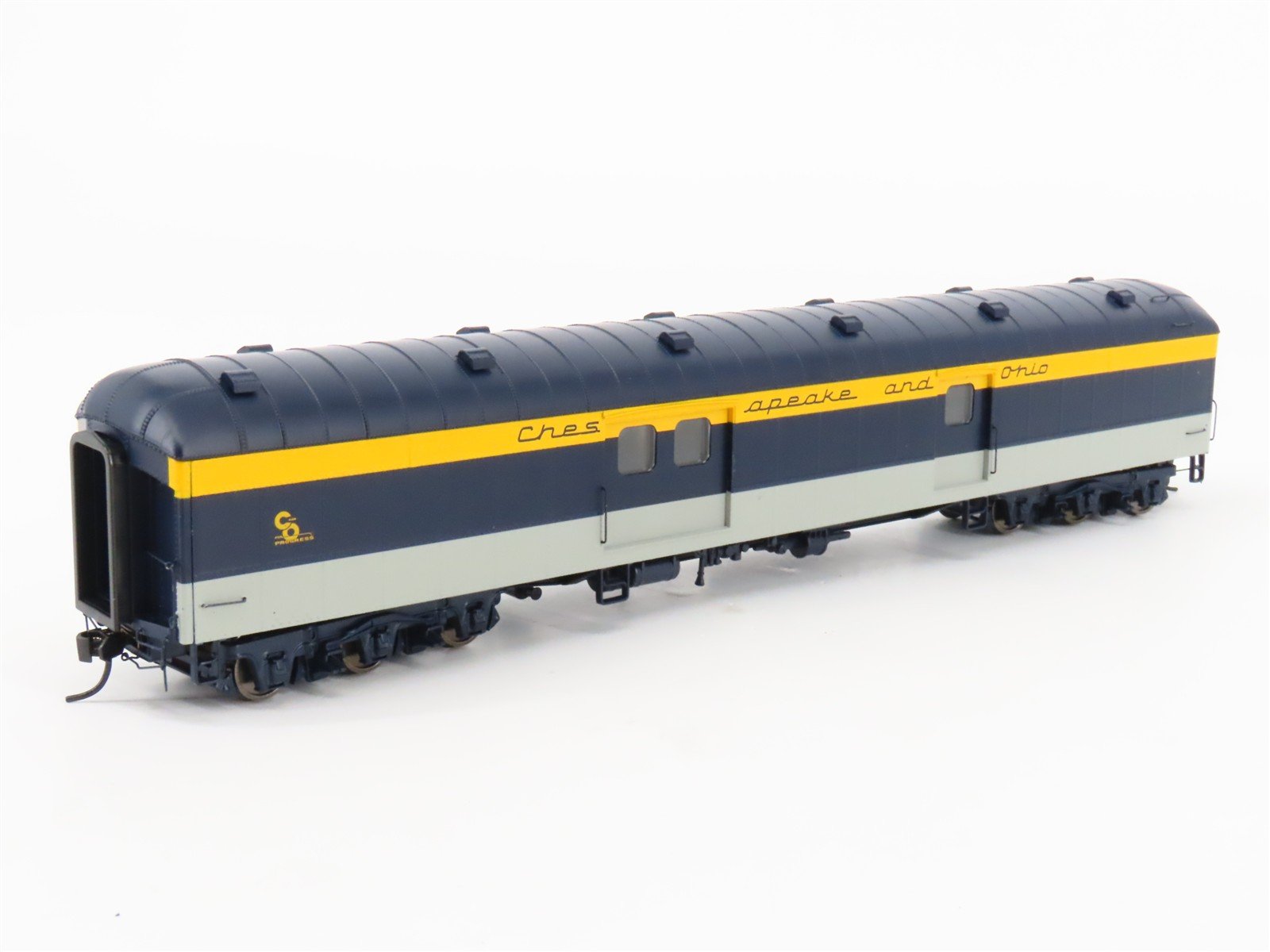 HO Scale Walthers Proto 920-9501 C&O Railway 70' ACF Baggage Passenger Car