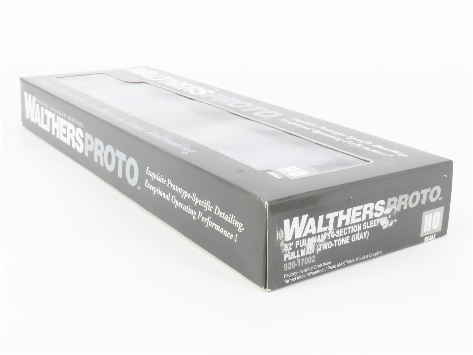HO Scale Walthers Proto 920-17002 Pullman 2-Tone Gary 82' Sleeper Passenger Car