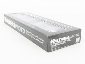 HO Scale Walthers Proto 920-17002 Pullman 2-Tone Gary 82' Sleeper Passenger Car