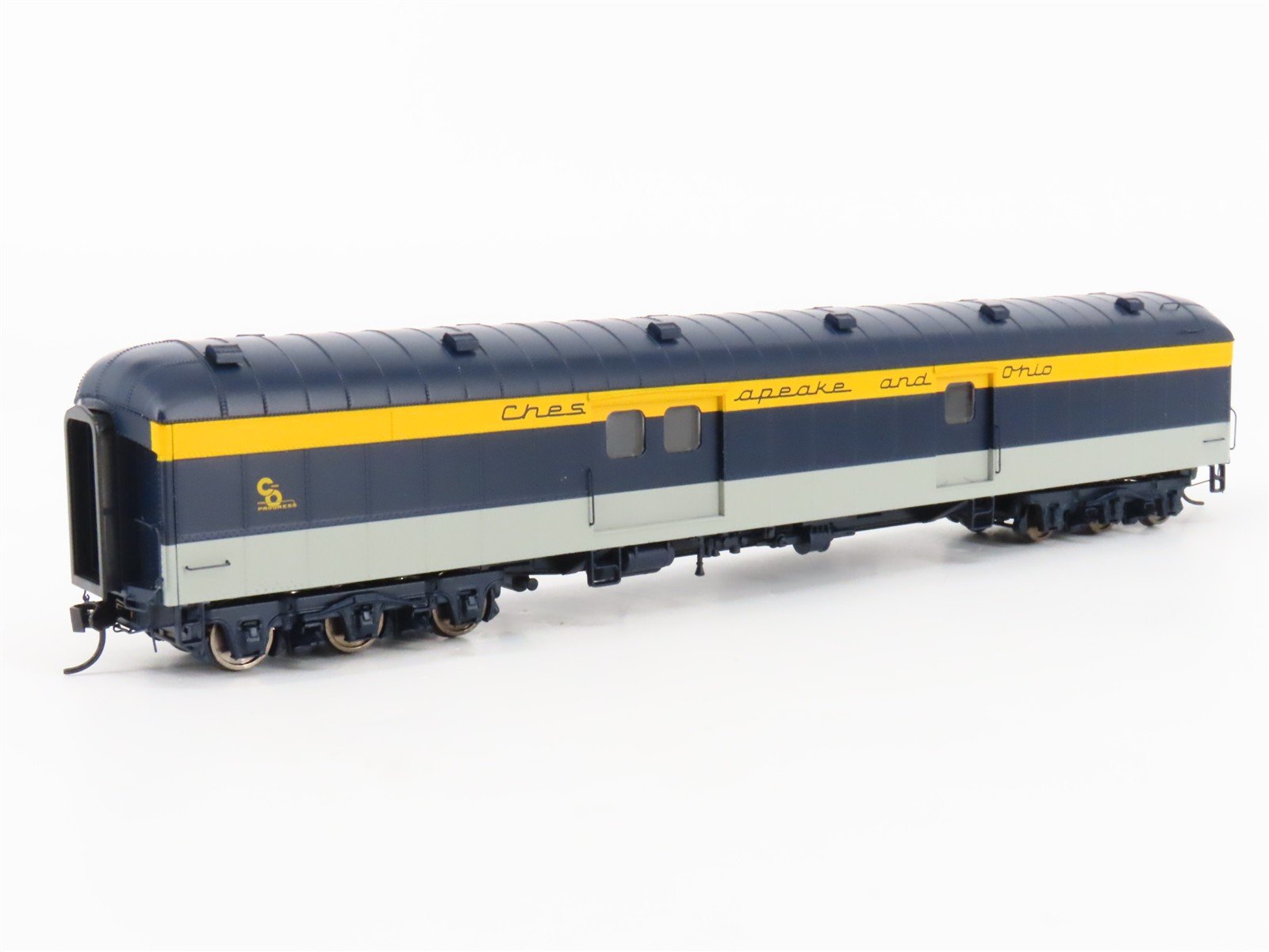 HO Scale Walthers Proto 920-9501 C&O Railway 70' ACF Baggage Passenger Car
