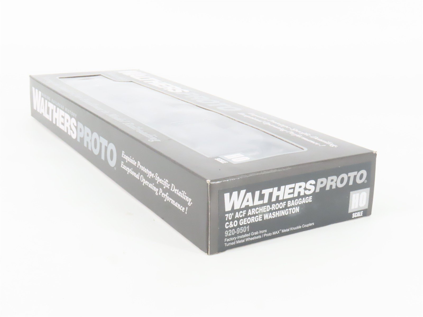 HO Scale Walthers Proto 920-9501 C&O Railway 70' ACF Baggage Passenger Car