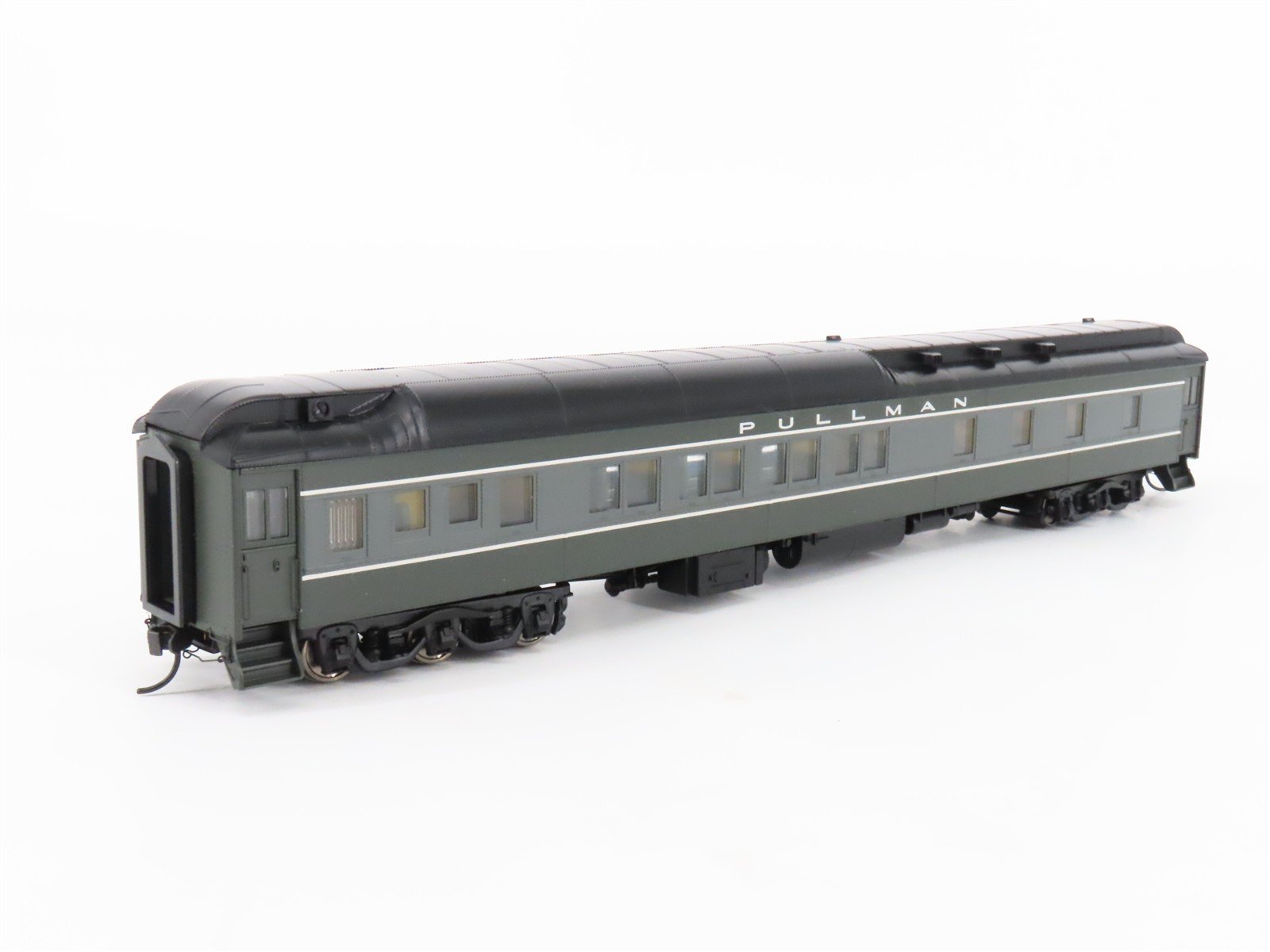HO Walthers Proto 920-17102 Pullman 2-Tone Gary 82' Sleeper 8-1-2 Passenger Car
