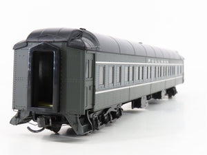HO Scale Walthers 920-17102 Pullman 2 Tone Gray 82' 8-1-2 Sleeper Passenger Car
