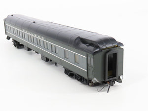HO Scale Walthers 920-17102 Pullman 2 Tone Gray 82' 8-1-2 Sleeper Passenger Car