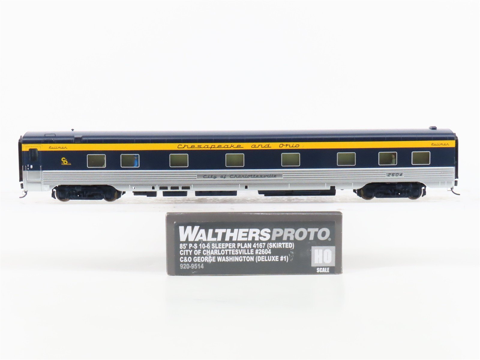 HO Walthers 920-9514 C&O 85' P-S 10-6 Sleeper Passenger Car "Charlottesville"