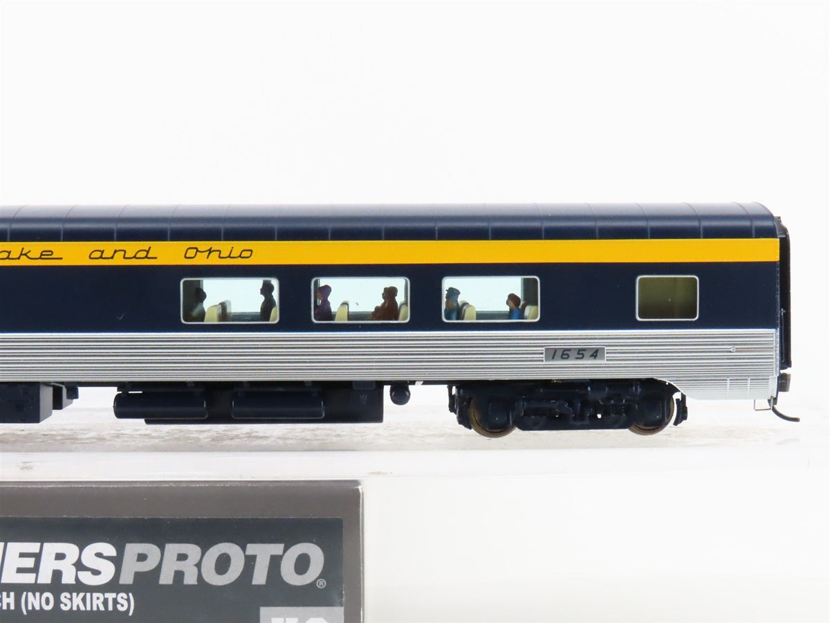 HO Walthers 920-9523 C&amp;O 85&#39; P-S 52-Seat Coach Passenger Car #1654 w/Lights