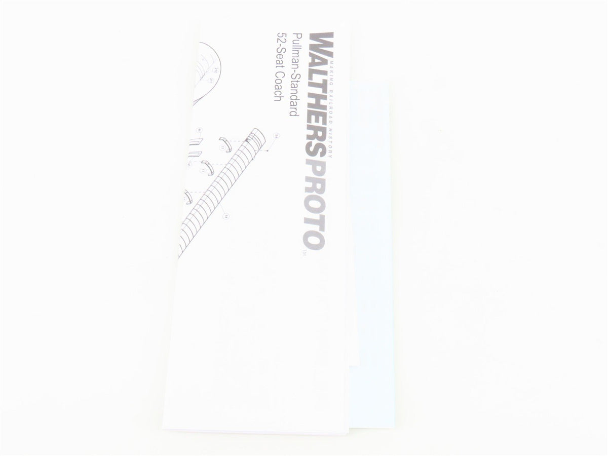 HO Walthers 920-9523 C&amp;O 85&#39; P-S 52-Seat Coach Passenger Car #1654 w/Lights