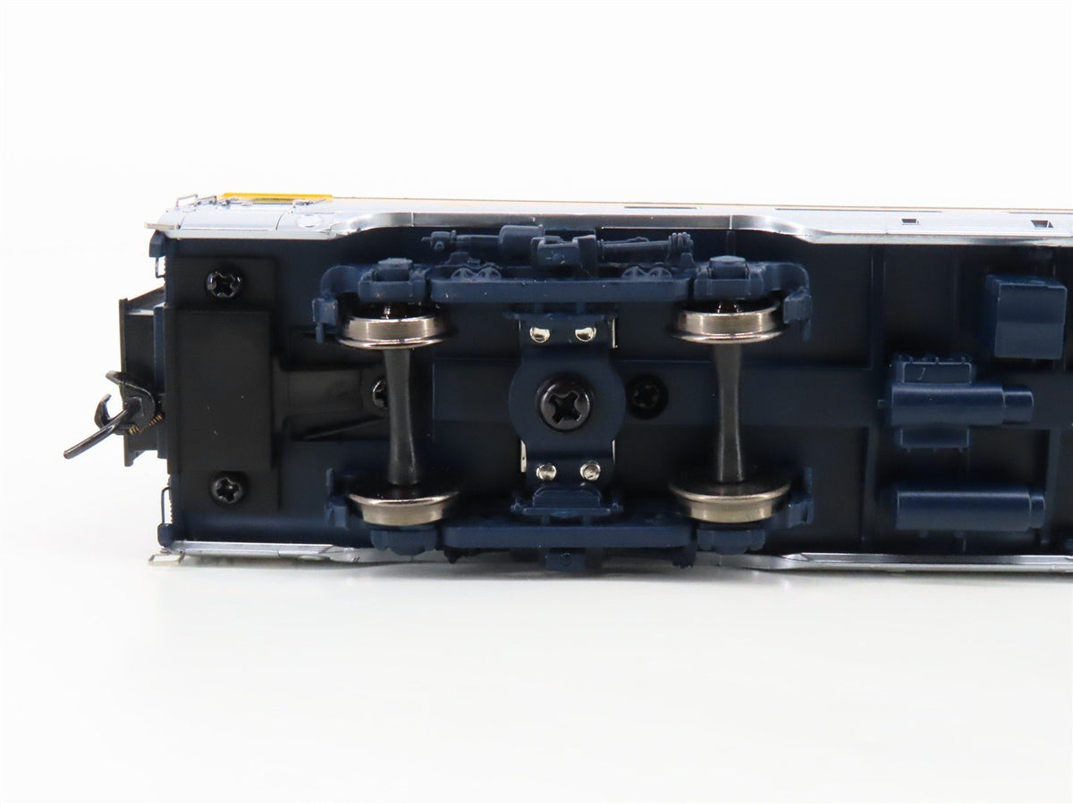 HO Scale Walthers 920-9362 C&amp;O 85&#39; Pullman 52-Coach Passenger Car Pere Marquette