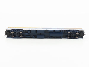 HO Scale Walthers 920-9362 C&O 85' Pullman 52-Coach Passenger Car Pere Marquette