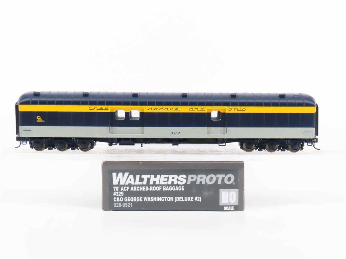 HO Walthers 920-9521 C&amp;O George Washington 70&#39; ACF Baggage Passenger Car #329