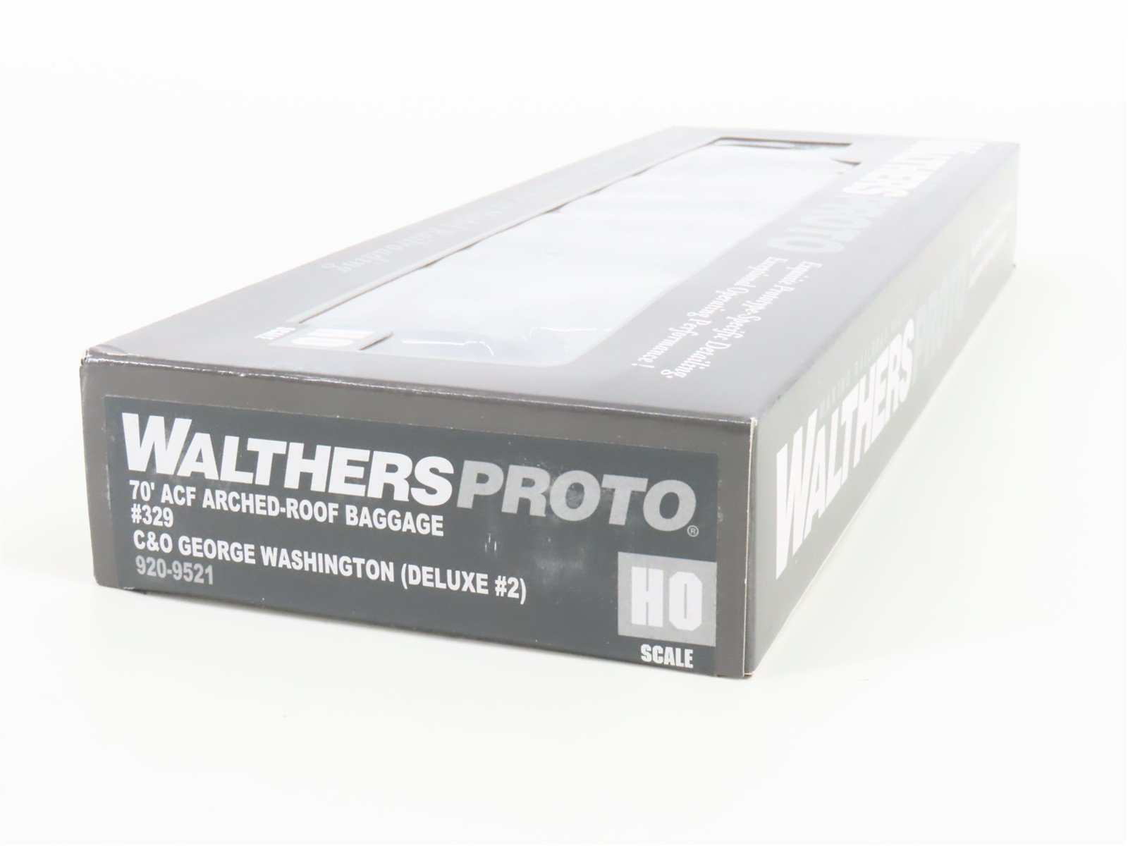HO Walthers 920-9521 C&O George Washington 70' ACF Baggage Passenger Car #329