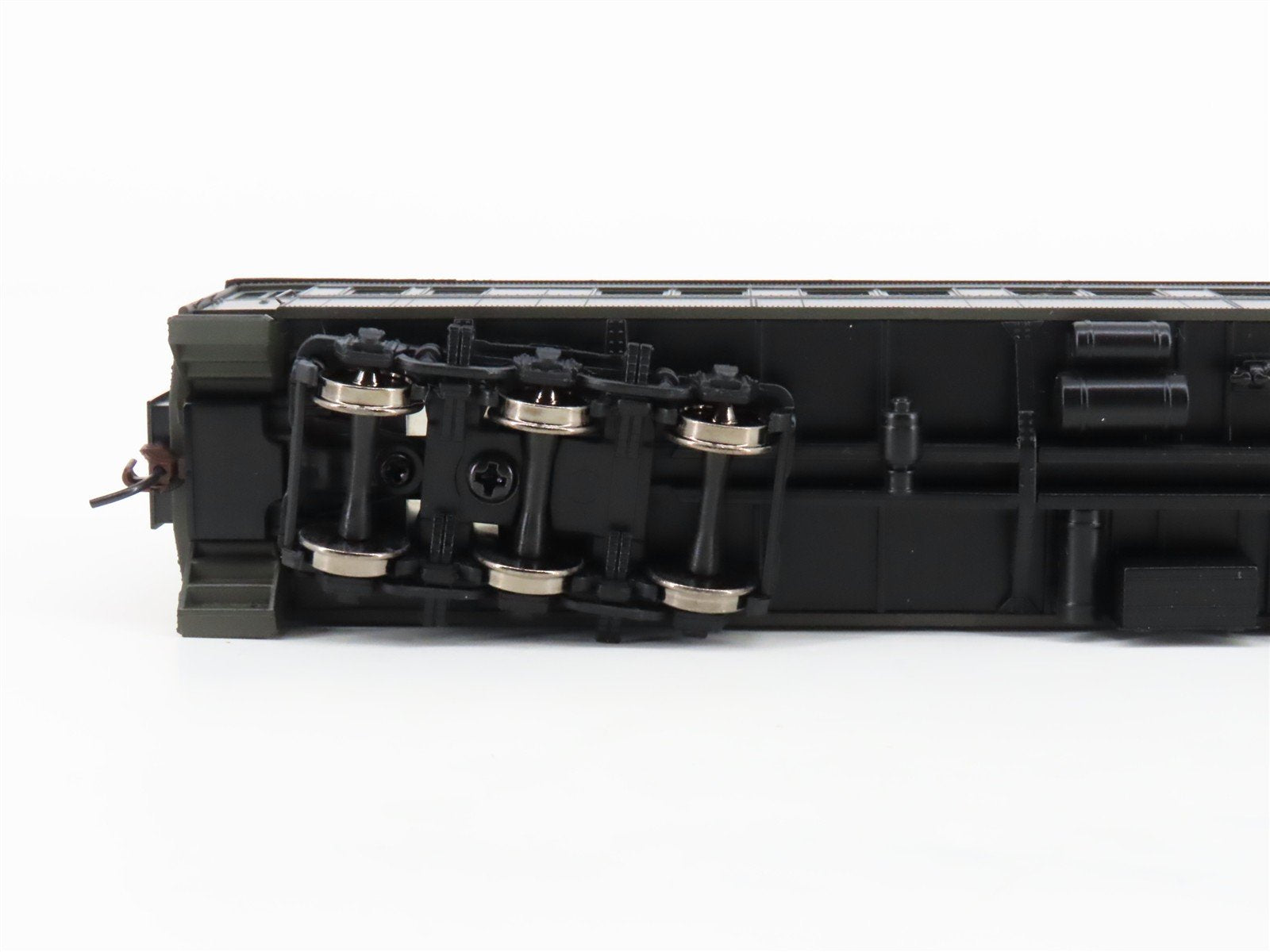 HO Scale Walthers Classic 932-10301 Pullman HW 28-1 Parlor Passenger Car