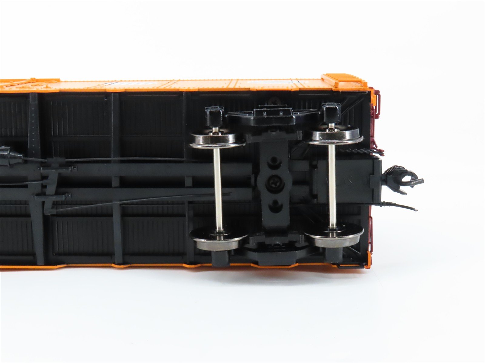 O Scale 2-Rail Atlas 3004905-2 PFE Pacific Fruit Express 40' Steel Reefer #43334