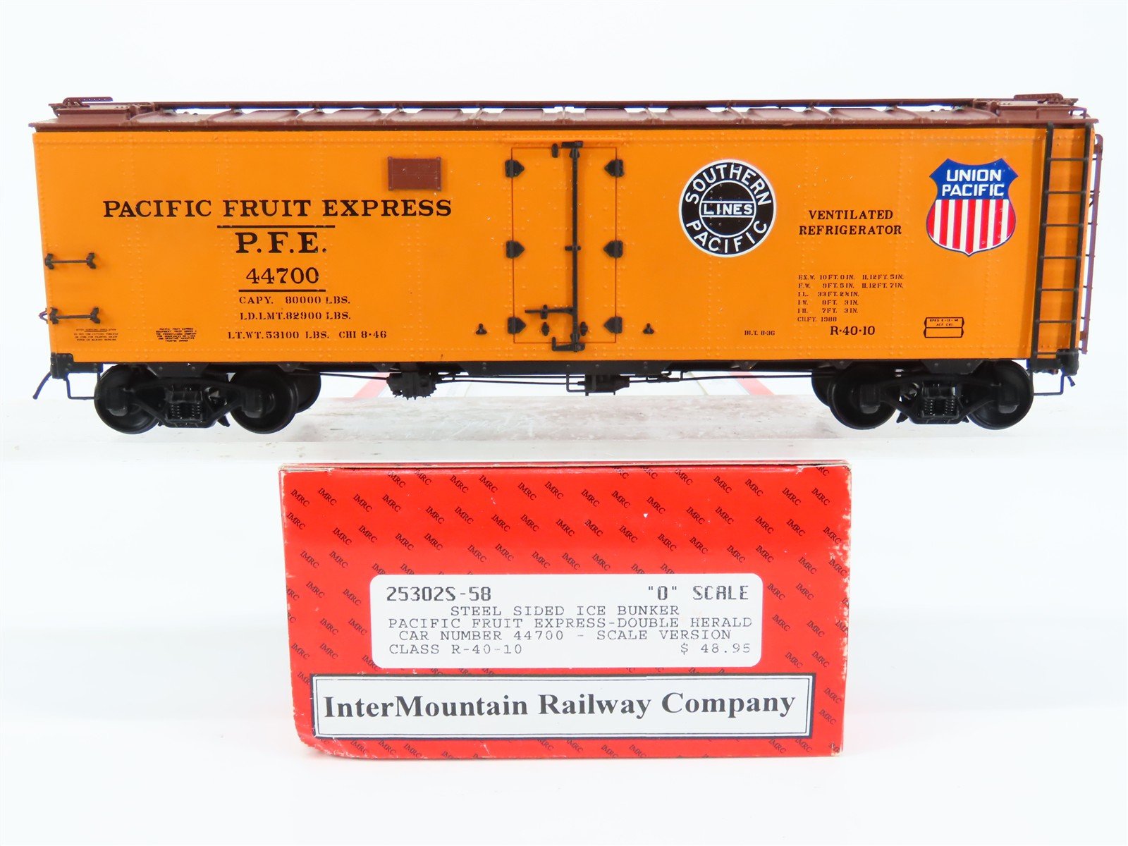 O Scale 2-Rail InterMountain 25302S-58 PFE Pacific Fruit Express Reefer #44700