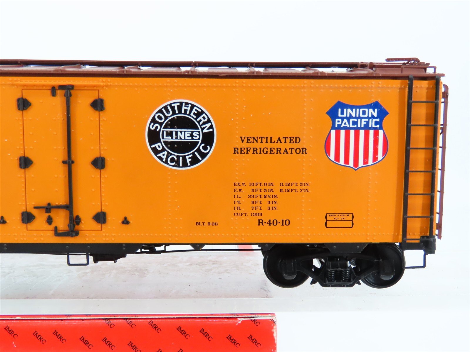 O Scale 2-Rail InterMountain 25302S-58 PFE Pacific Fruit Express Reefer #44700