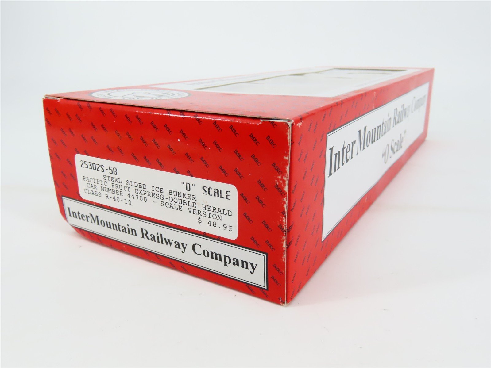 O Scale 2-Rail InterMountain 25302S-58 PFE Pacific Fruit Express Reefer #44700