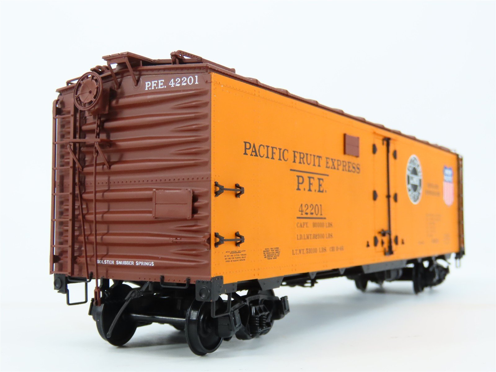 O Scale 2-Rail InterMountain 25302S-53 PFE Pacific Fruit Express Reefer #42201