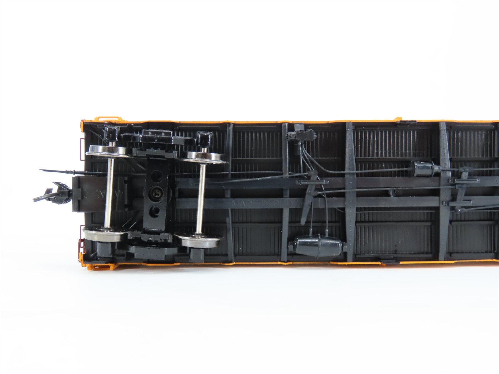 O Scale 2-Rail Atlas 3004905-3 PFE Pacific Fruit Express 40' Steel Reefer #43588