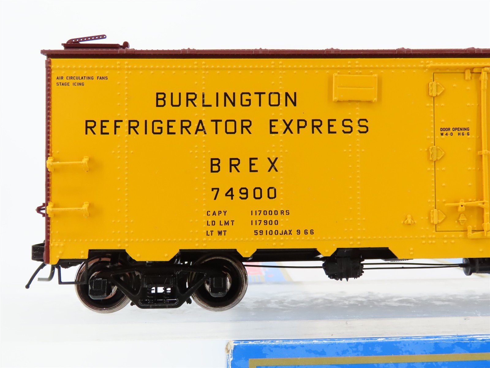 O Scale 2-Rail Atlas 9520-4 BREX Burlington Refrigerator Express Reefer #74900
