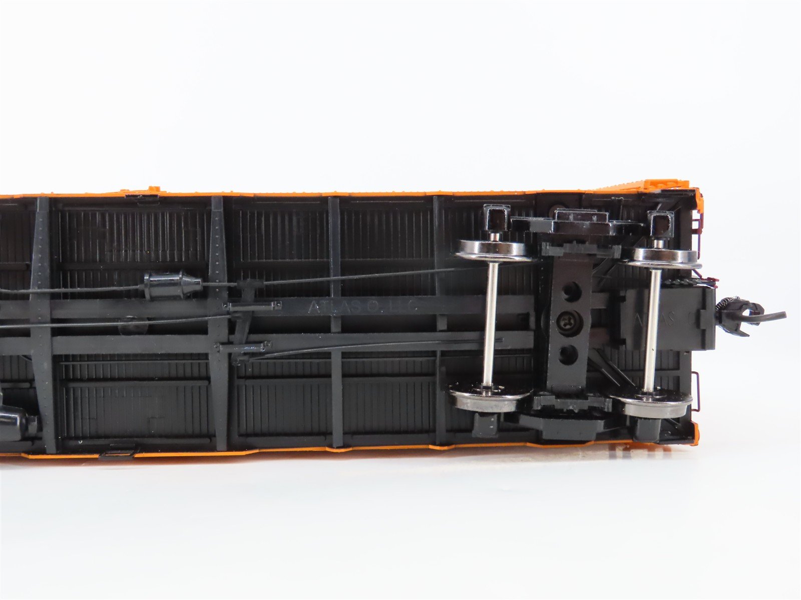 O Scale 2-Rail Atlas 3004905-2 PFE Pacific Fruit Express 40' Steel Reefer #43334
