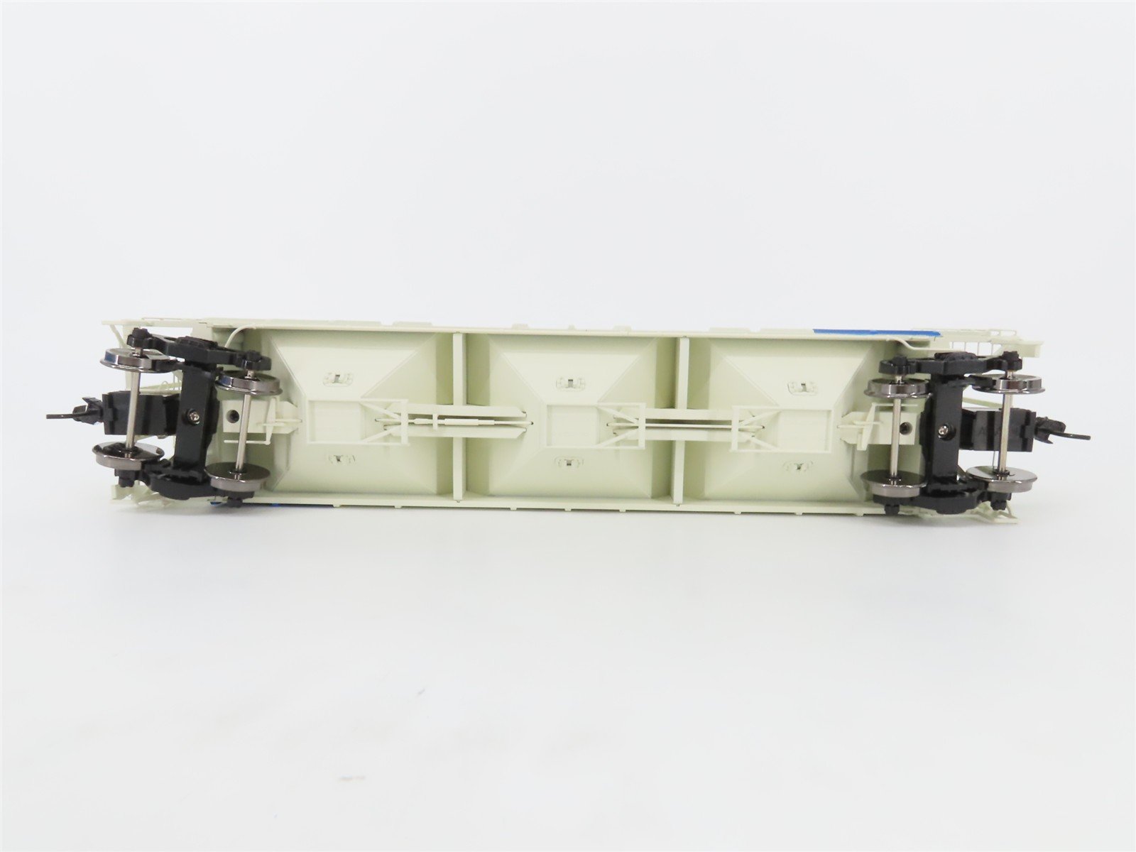 O Scale 2-Rail Atlas 3002354-1 SOO Line PS-4427 3-Bay Hopper Car #70151