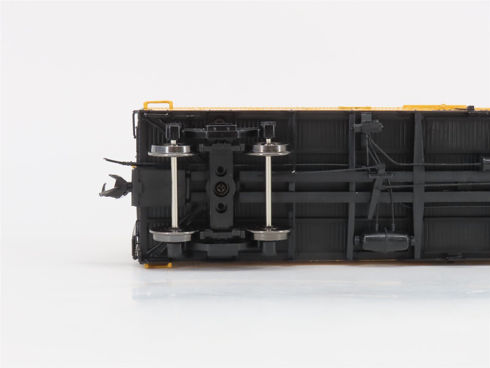 O Scale 2-Rail Atlas 3004902-3 URTX/Erie 40' Steel Reefer Car #37813