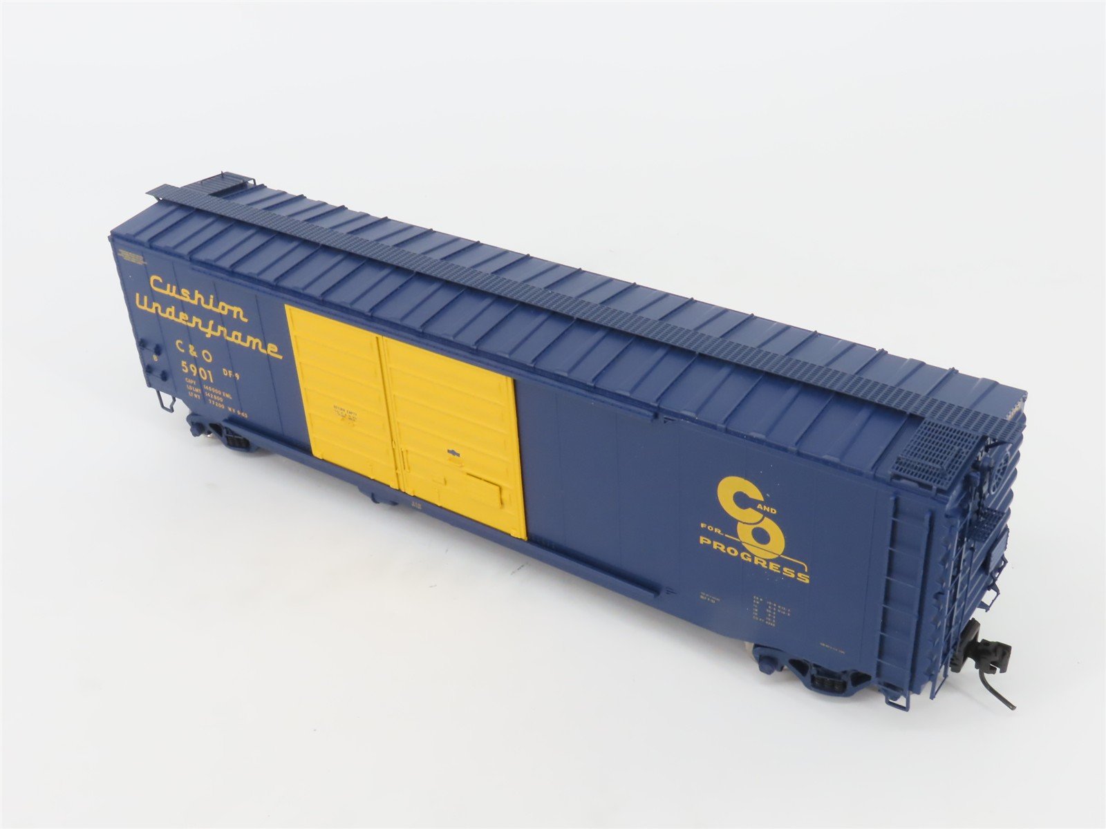O Scale 2-Rail Atlas 9409-1 C&O Chesapeake & Ohio 50' PS-1 Boxcar #5901