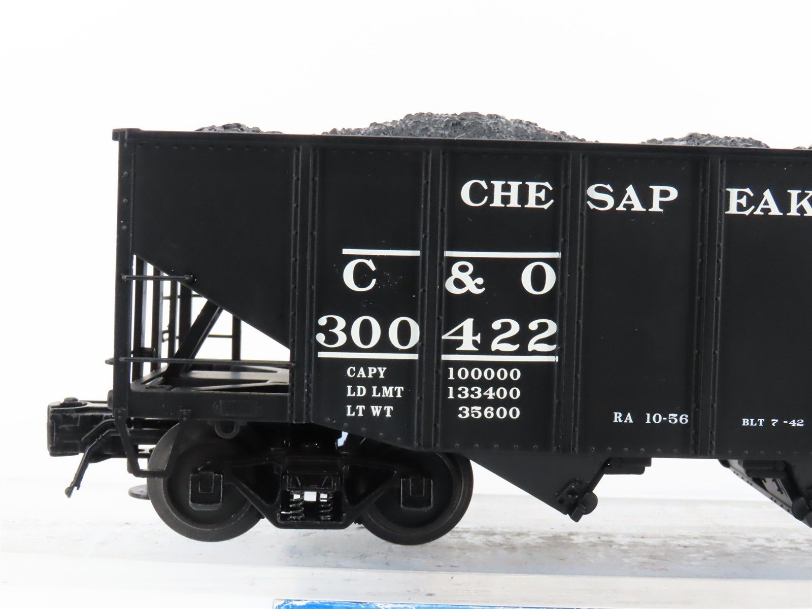 O Gauge 3-Rail Atlas 6752-7 C&O Chesapeake & Ohio 2-Bay Hopper #300422 w/ Load