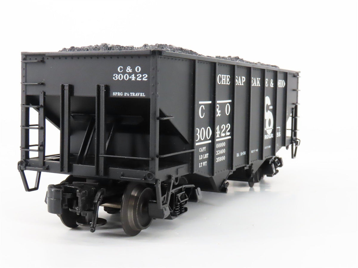 O Gauge 3-Rail Atlas 6752-7 C&amp;O Chesapeake &amp; Ohio 2-Bay Hopper #300422 w/ Load