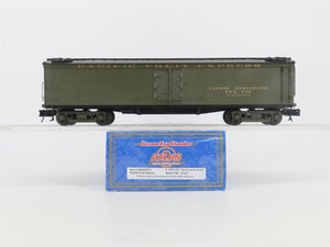 O Gauge 3-Rail Atlas 3001029-2 PFE Pacific Fruit Express GACC Wood Reefer #745