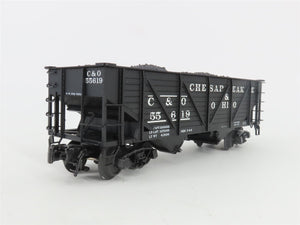 O Gauge 3-Rail Atlas 6423-7 C&O 50-Ton War Emergency 2-Bay Hopper 55619 w/ Load